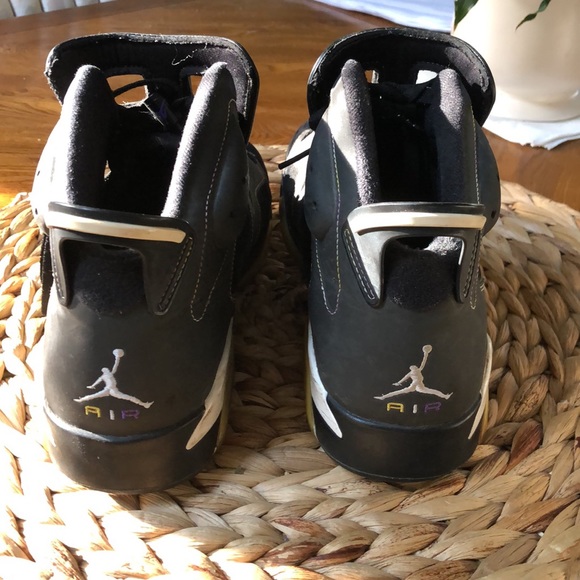 Air Jordan men sneakers - Picture 3 of 5